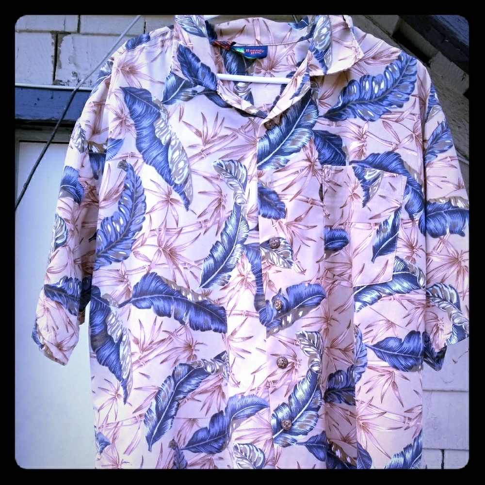 Roundy Bay Hawaiian T-Shirt